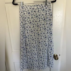 FOREVER 21 FLORAL MIDI SKIRT (NWOT)